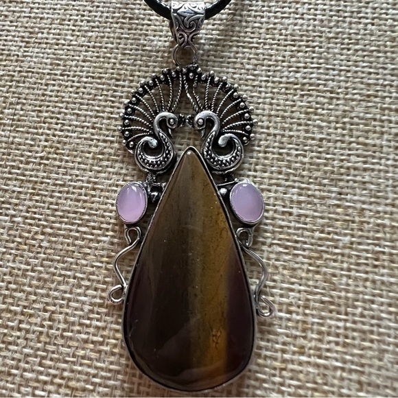New Unique Tigers Eye Peacock Pink Chalcedony Silver Overlay Pendant Necklace - Picture 6 of 6